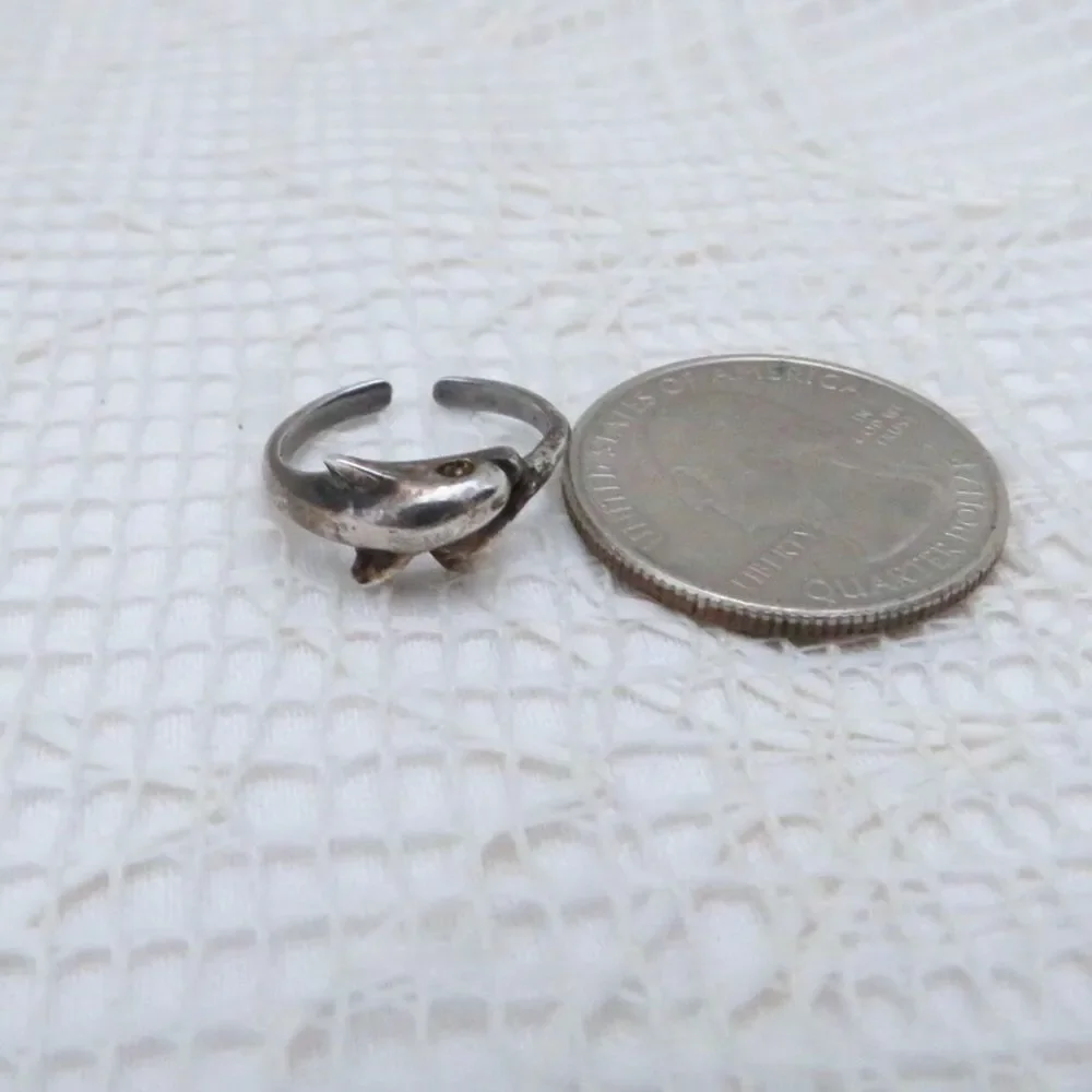 Vintage Sterling Silver Dolphin Toe Ring Adjustable Size 3.5 Ocean Theme